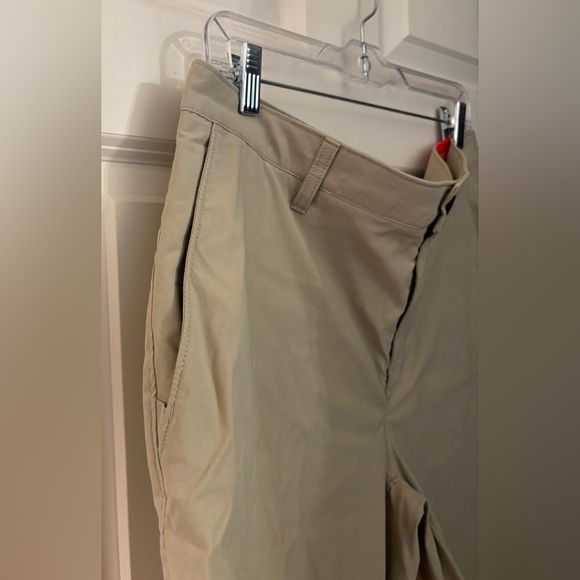 NWT The North Face Sprag Shorts, Standard Fit, Beige, 36 - Picture 2 of 12